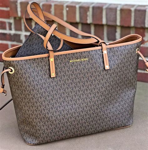 michael kors jet setter bag.